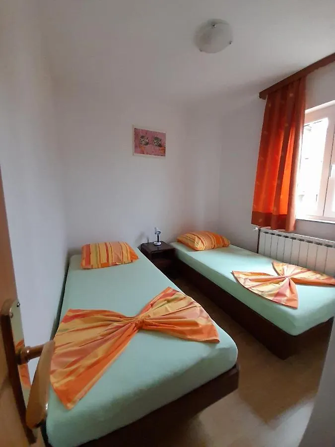 דירות נובי ווינודולסקי Apartman Ban Spomenka קרואטיה